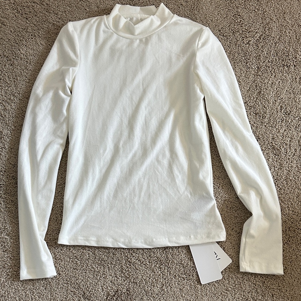 SHEIN Classic White Long Sleeve Top